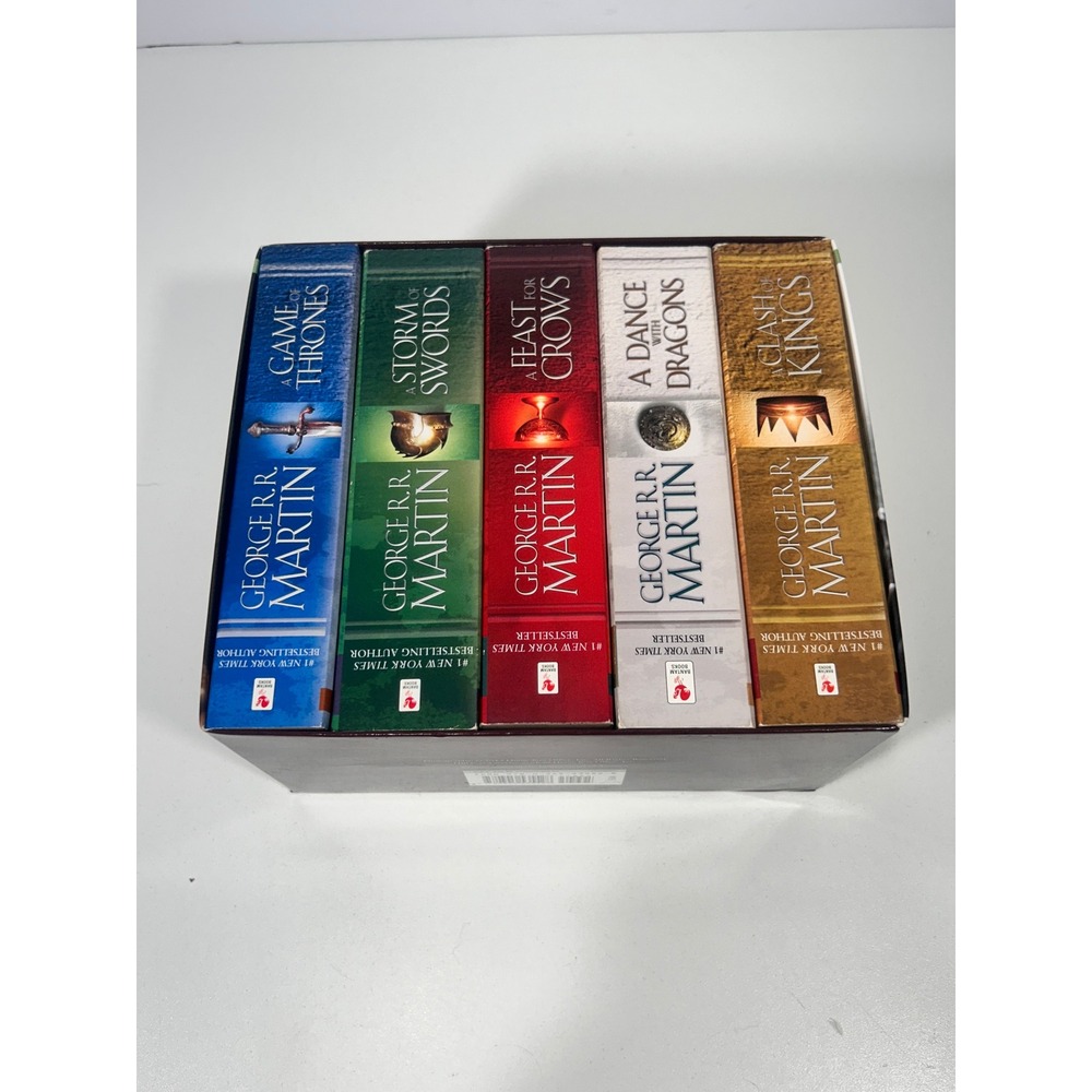 George RR Martin A Song of Ice and Fire 5 Book Box Set Game of Thrones Paperback